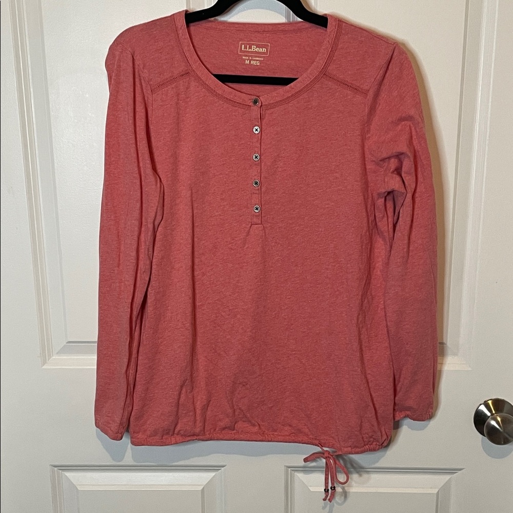 L.L. Bean Women's Heathered Coral Button Down Shirt with Tie bottom Womens M